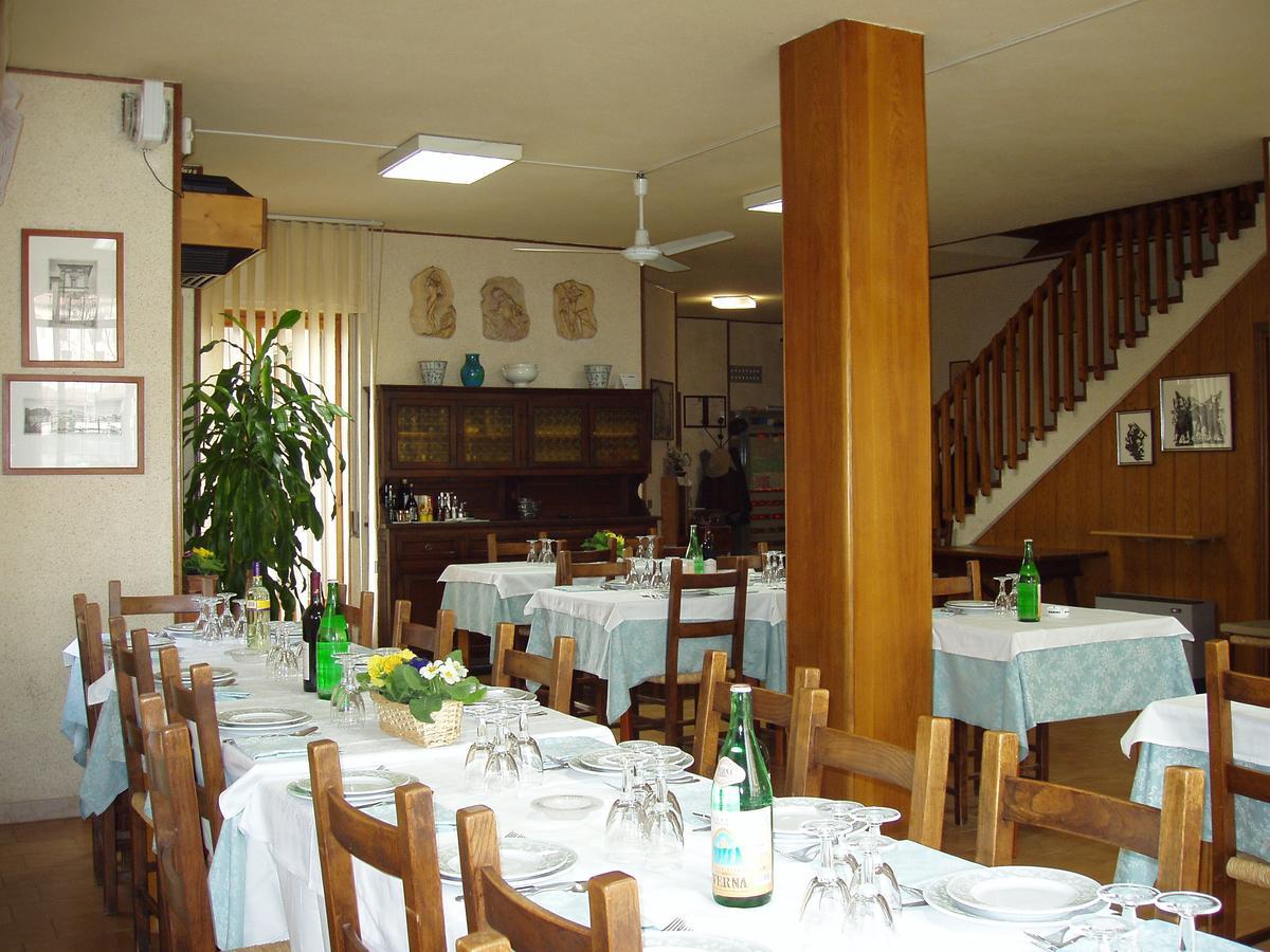 Albergo Ristorante Taverna Dalla "Lisina" Sansepolcro Bagian luar foto